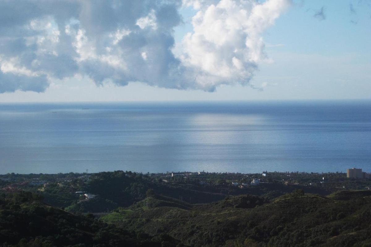 Spectacular Sea View Duplex Near * Marbella