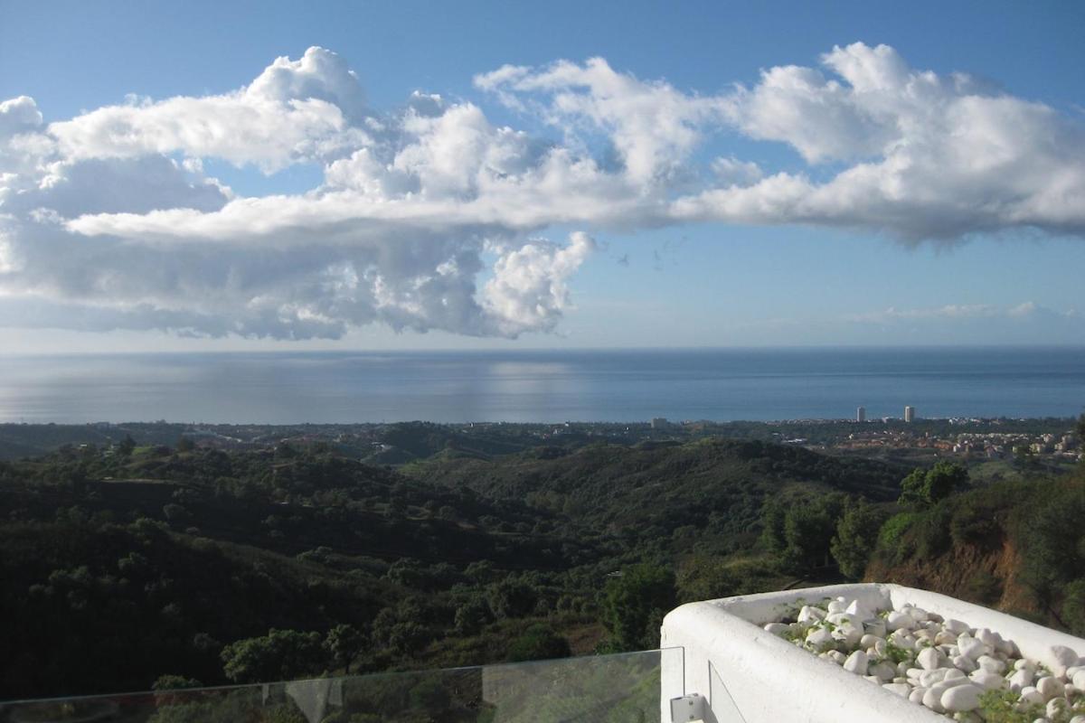 Spectacular Sea View Duplex Near * Marbella