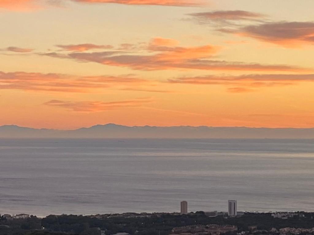 Spectacular Sea View Duplex Near * Marbella